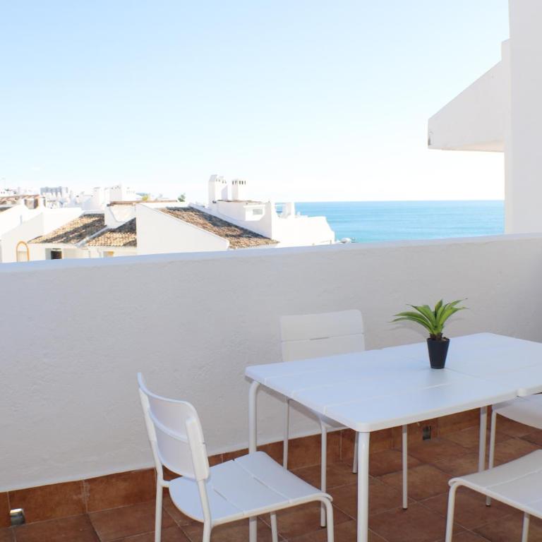 Ático frente al mar - Vistas, piscina, terrazas, parking! - Apartamento Ático - 13