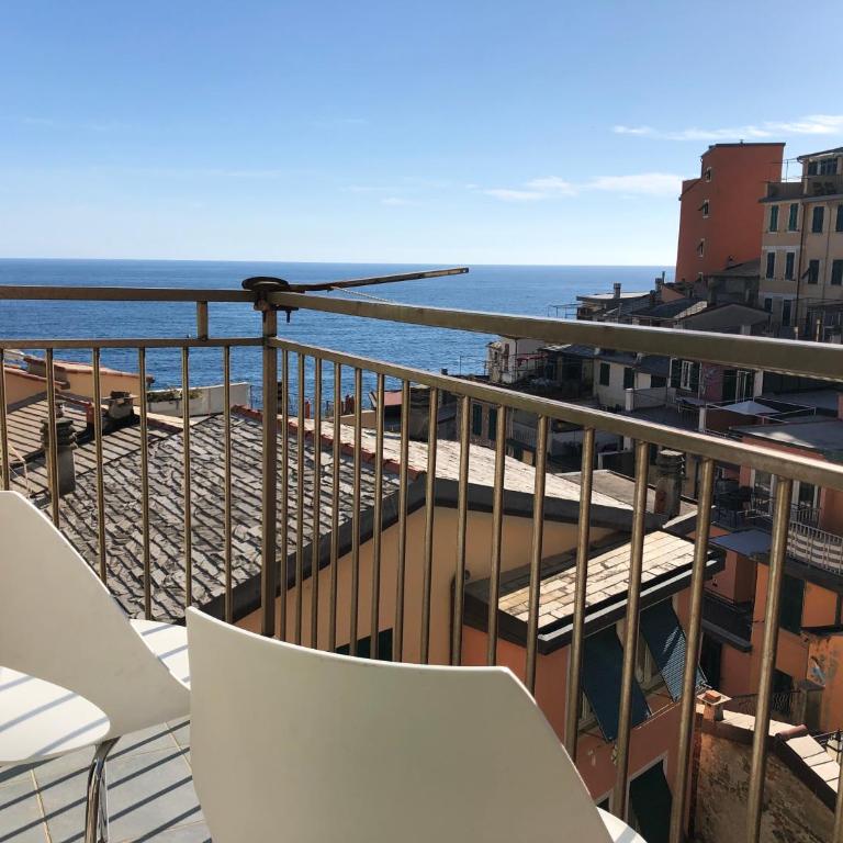 Giardi - Two-Bedroom Apartment - 39