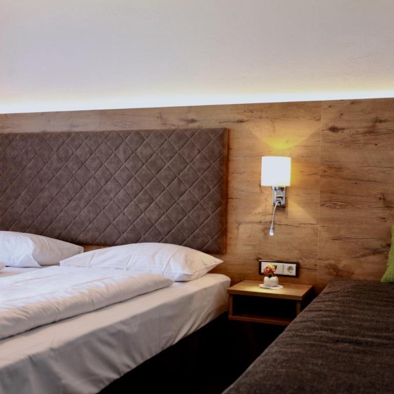 Hotel-Restaurant am Hochfuchs - Economy Triple Room - 2