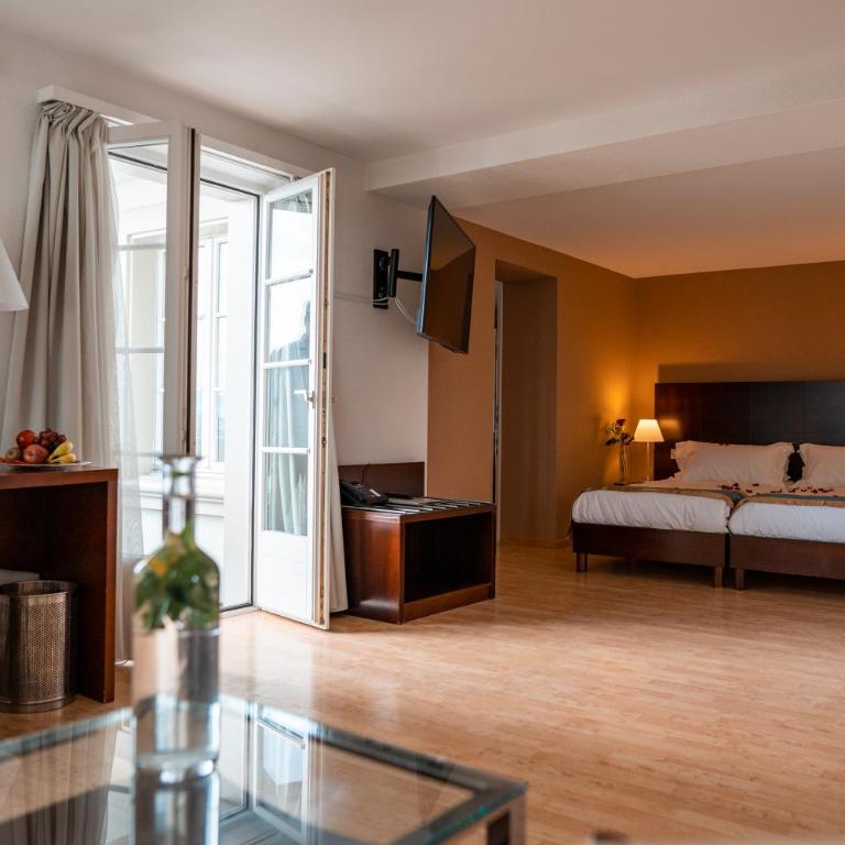 SWISS HOTEL LA COURONNE - Suite mit Balkon - 3