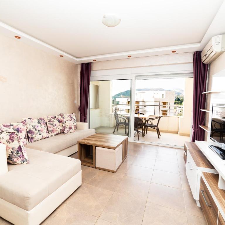 Family Apartments Rafailovici - Two-Bedroom Apartment - 3