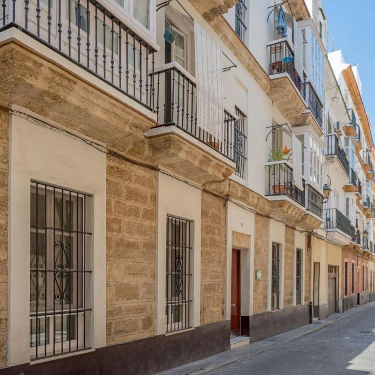 Alojamientos Cadiz Sol - Apartamento de 3 dormitorios - 6