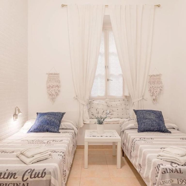 Alojamientos Cadiz Sol - Apartamento de 3 dormitorios - 23