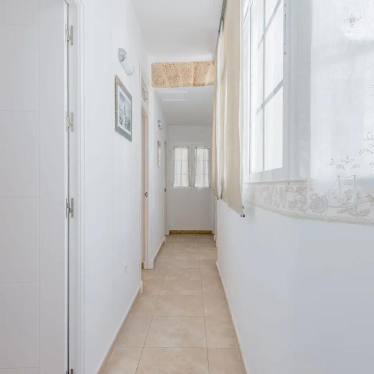 Alojamientos Cadiz Sol - Apartamento - 21