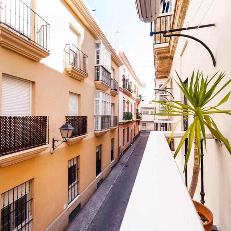 Alojamientos Cadiz Sol - Apartamento con balcón - 9