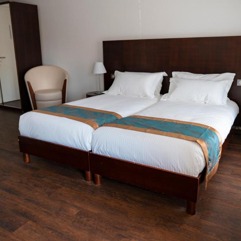 SWISS HOTEL LA COURONNE - Doppelzimmer - barrierefrei - 2