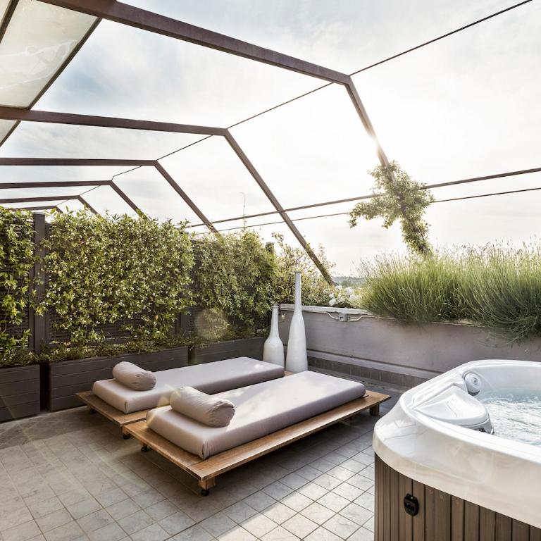 Enjoy Garda Hotel - Suite Camilla con Jacuzzi® - 10