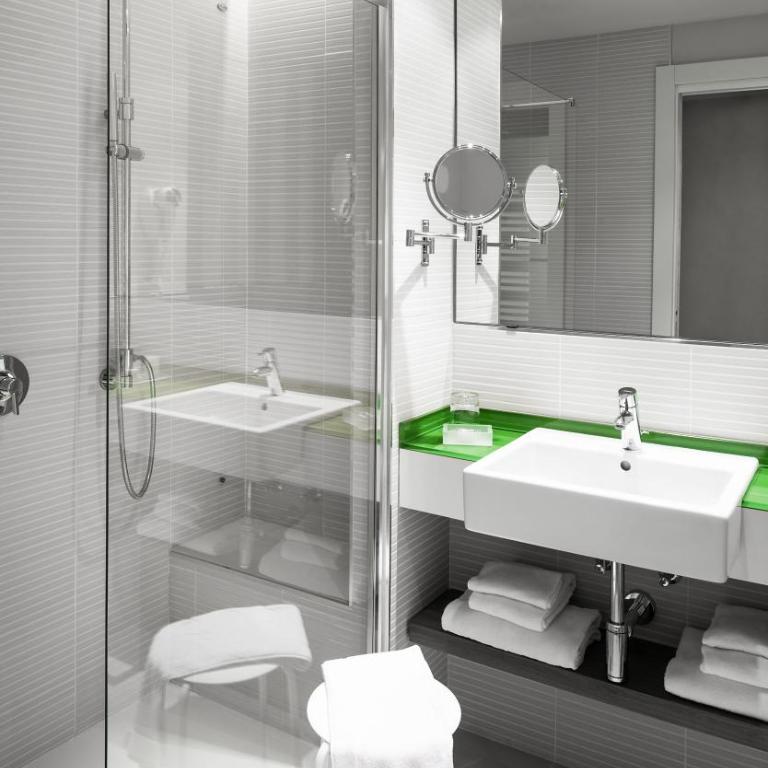 Enjoy Garda Hotel - Camera Matrimoniale Comfort - 12