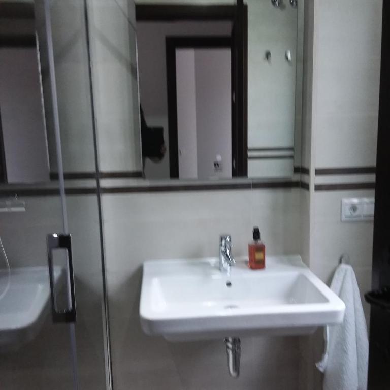 Casa Clavero - Habitación Doble con baño - 2 camas - 1