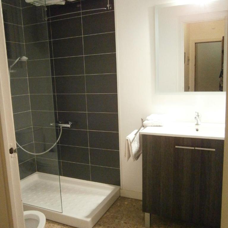 Marbel Apartments - One-Bedroom Apartment - 3