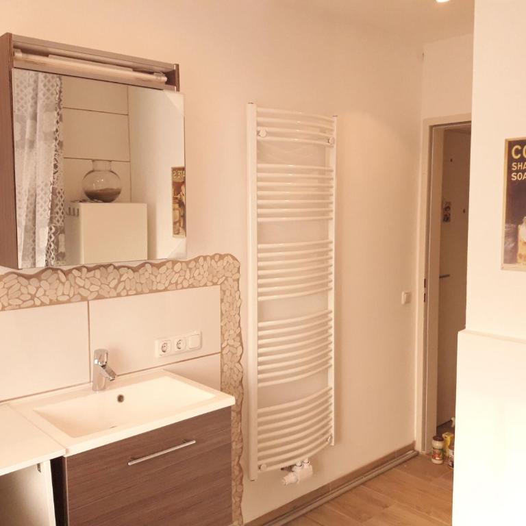 Traumapartment Pöstlingberg, reservierter Parkplatz, 4 Schlafzimmer - Apartment - Erdgeschoss - 11