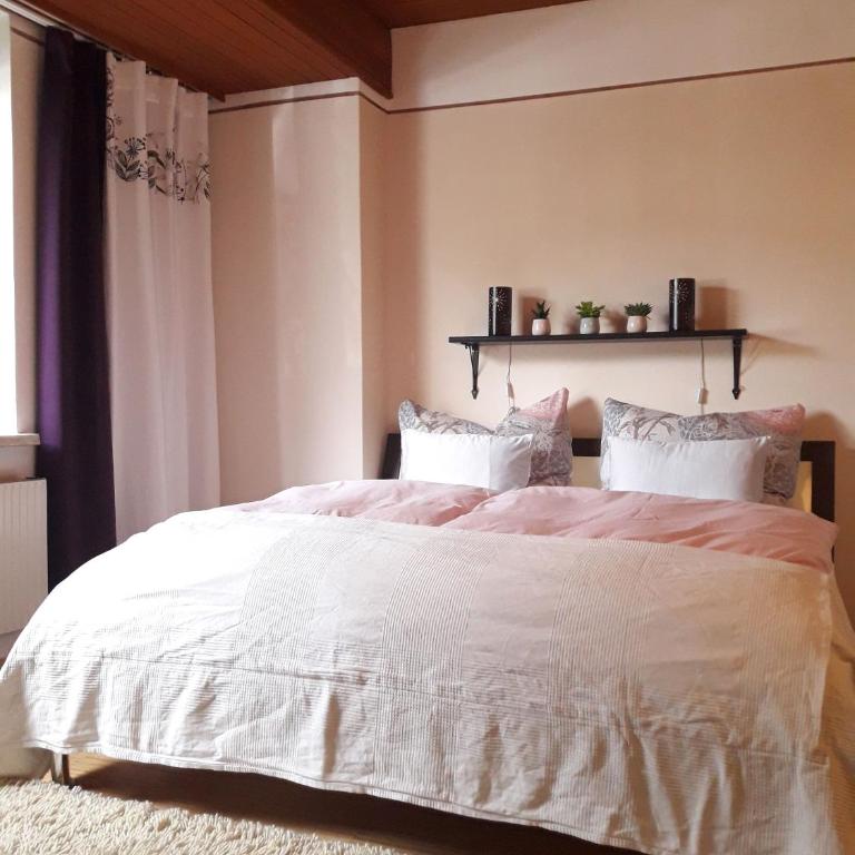 Traumapartment Pöstlingberg, reservierter Parkplatz, 4 Schlafzimmer - Apartment - Erdgeschoss - 18