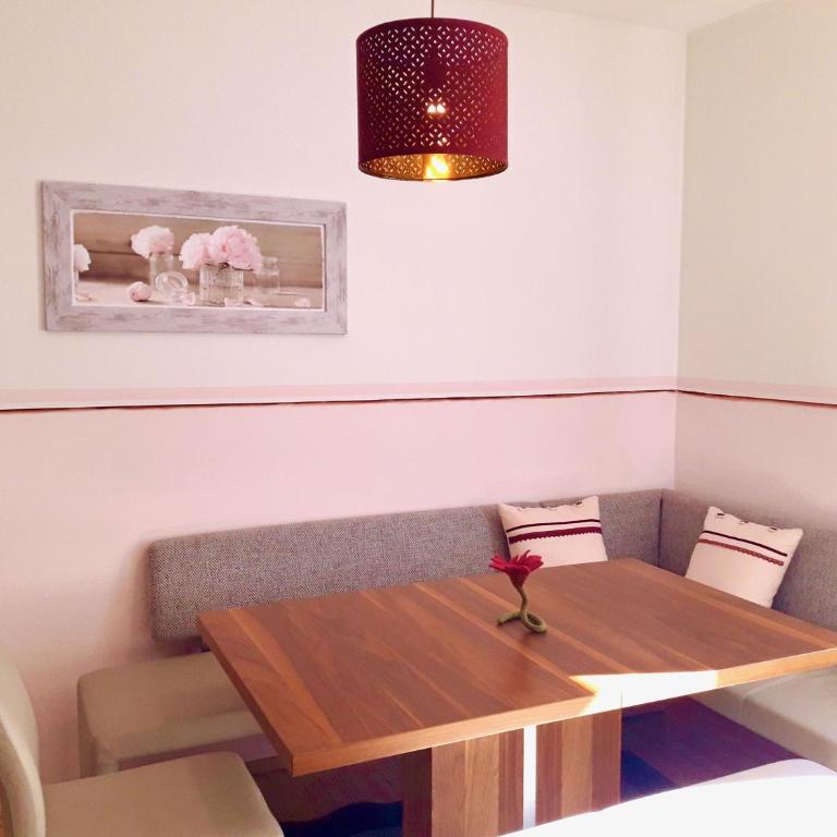 Traumapartment Pöstlingberg, reservierter Parkplatz, 4 Schlafzimmer - Apartment - Erdgeschoss - 5