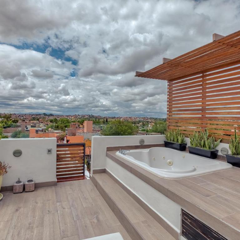 Casa Delphine - Suite Azotea con jardín - 7