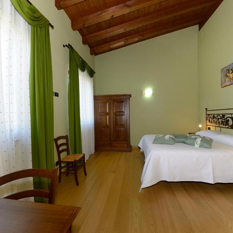 Agriturismo Bacche di Bosco - Camera Matrimoniale/Doppia con Letti Singoli - 7