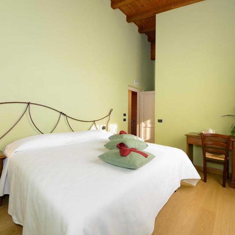 Agriturismo Bacche di Bosco - Camera Matrimoniale/Doppia con Letti Singoli - 8