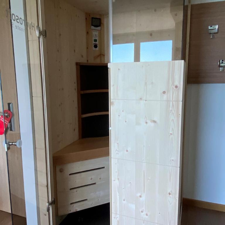 Kriss Internazionale Hotel - Junior Suite with Balcony and Sauna - 3