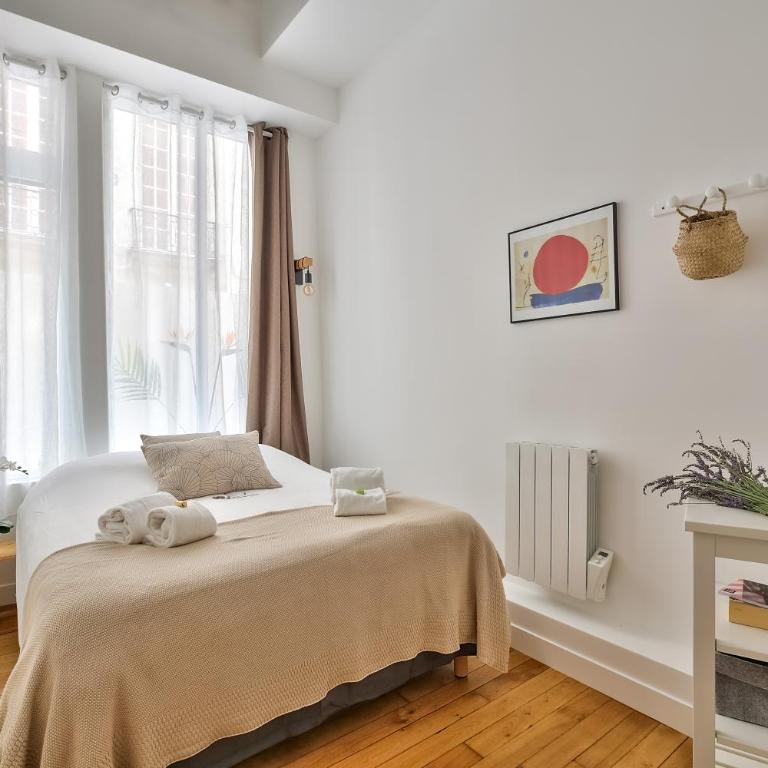 New Stunning 4 Bdrs Apt, With AC – Le Marais - Apartment - 11