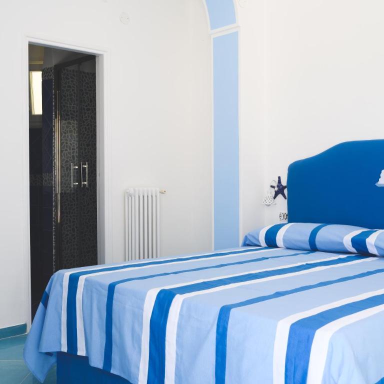 Parco Augusto - Double Room with Terrace - 3