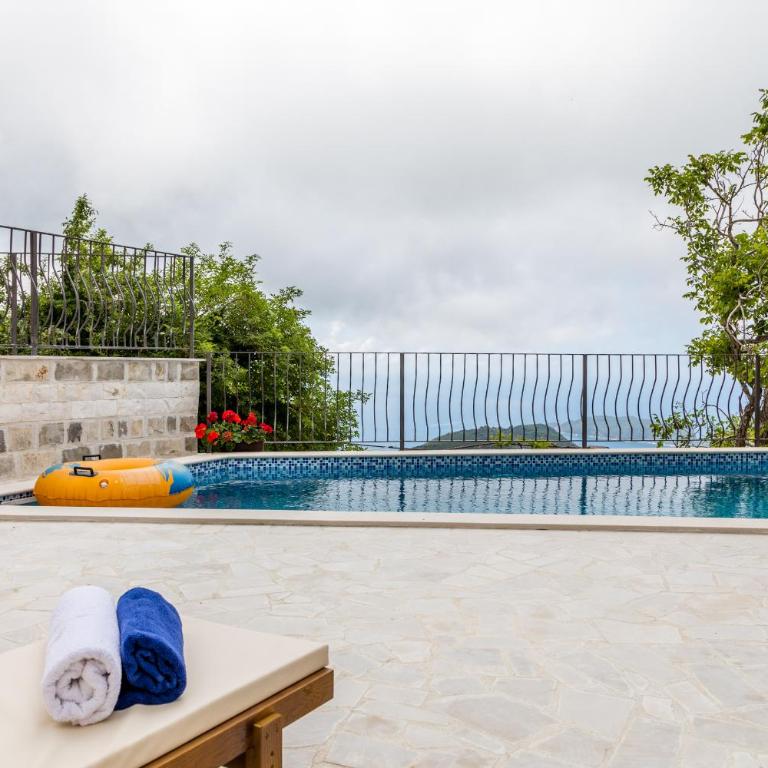 Villa Ladera Lapcici - Vila sa 3 Spavaće Sobe - 2