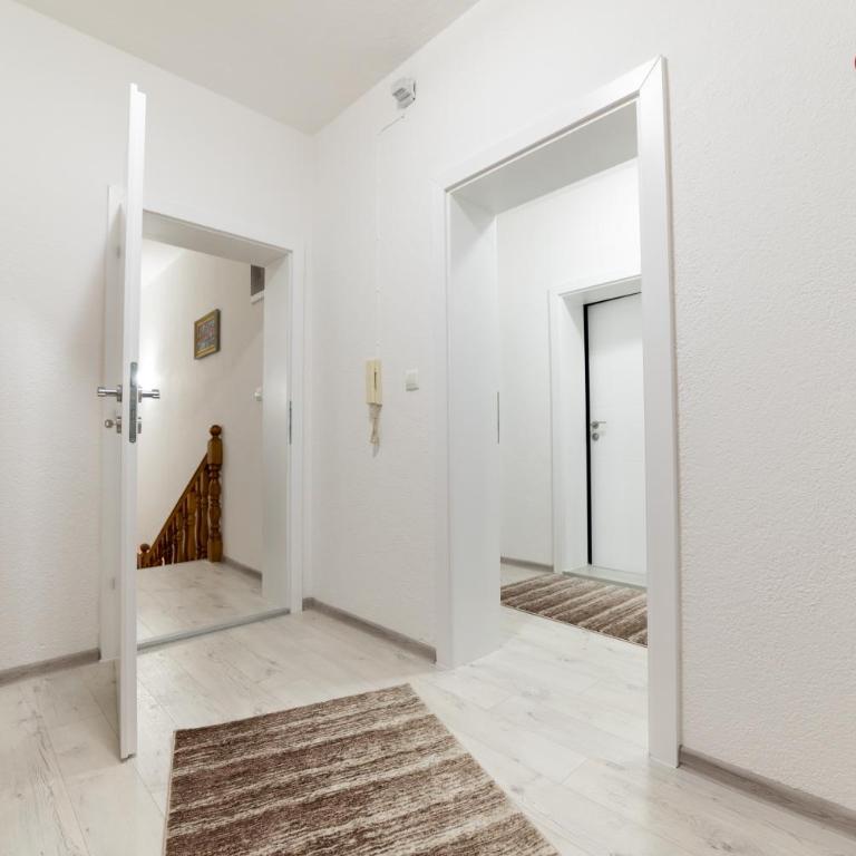 Holiday Home Ajna - Three-Bedroom House - 20