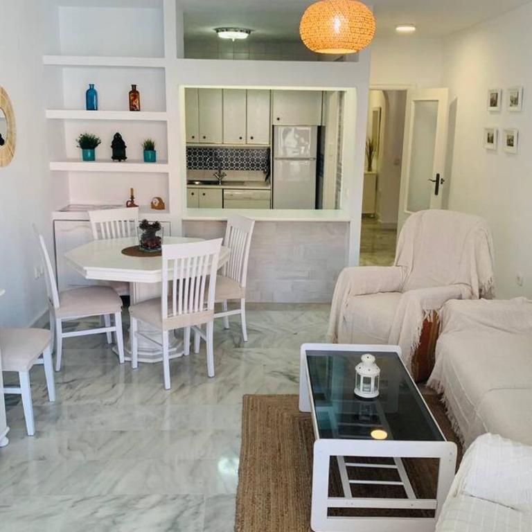 Amplio apartamento junto al mar - Apartamento de 3 dormitorios - 13