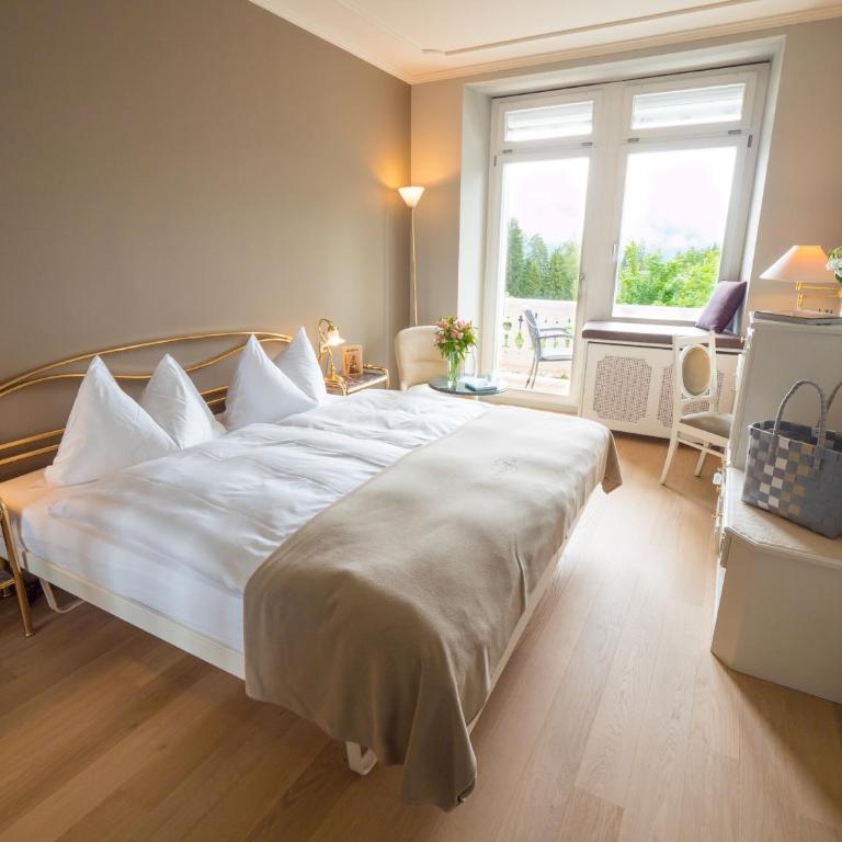 Romantik Hotel Schweizerhof & Spa Flims - Doppelzimmer Ambiance - 1