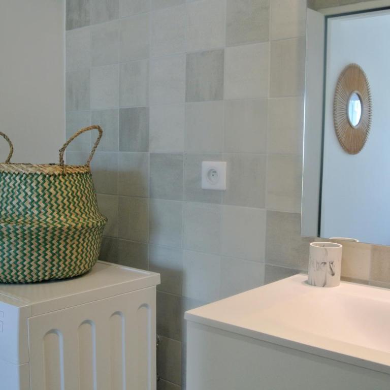 Arbre Blanc, une folie montpelliéraine - Two-Bedroom Apartment - 9