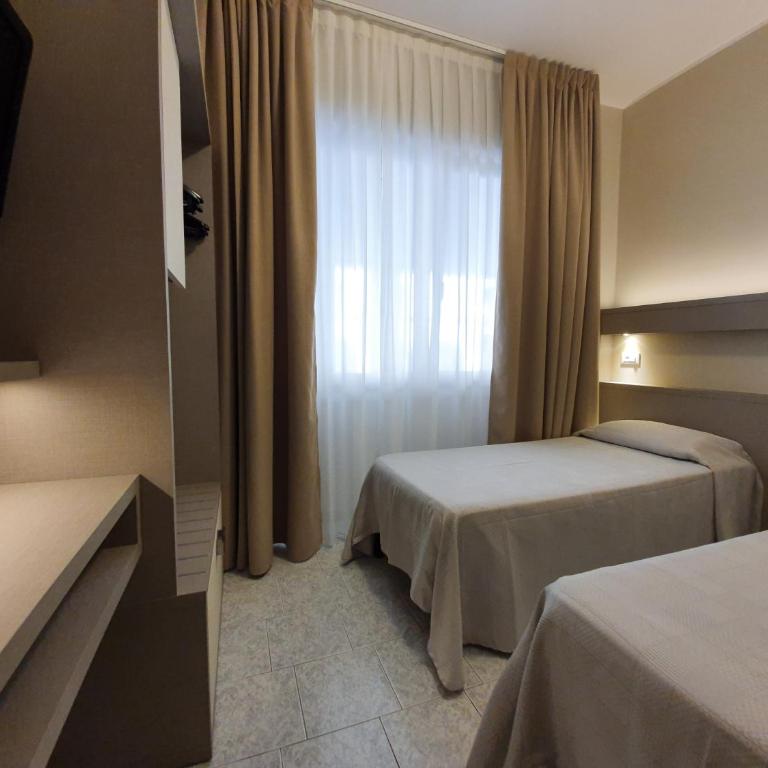 Hotel Corallo - Camera Familiare - 4