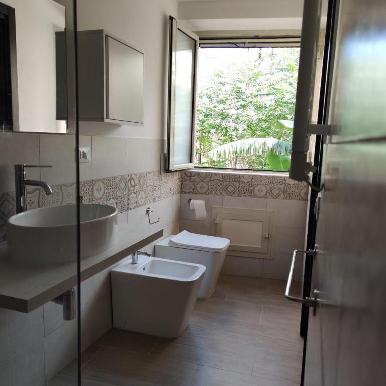 Le Torri dell'acqua - Camera Matrimoniale con Bagno Privato - 9