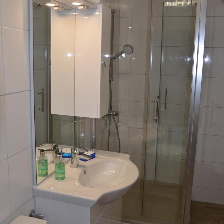 Cityhotel Ratheiser - Doppelzimmer - 19