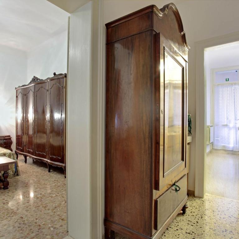 Queen House Venezia - Appartamento con 2 Camere da Letto - 2