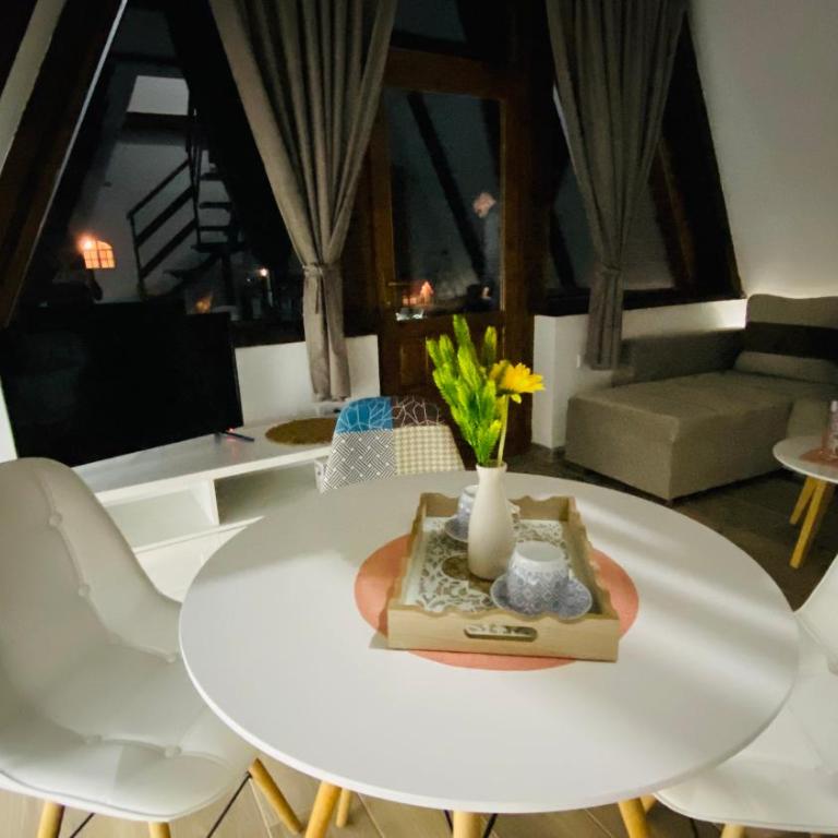 Eco Village Pavlovic - One-Bedroom House - 15