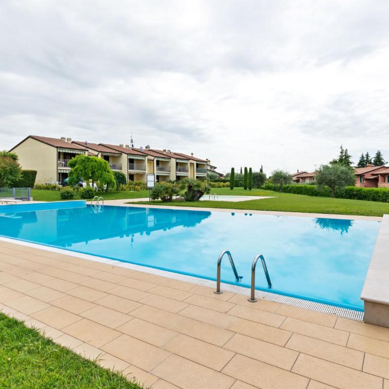 Welcoming Holiday Home in Lazise with Swimming Pool - Casa Vacanze con 1 Camera da Letto - 13