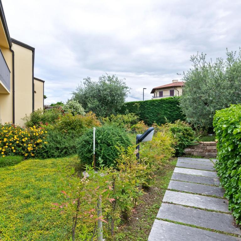 Welcoming Holiday Home in Lazise with Swimming Pool - Casa Vacanze con 1 Camera da Letto - 26