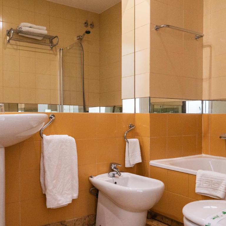 Hotel Ciudad de Cazorla - Twin Room - 2
