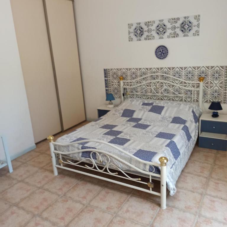 mas des pins - Chambre Double avec Salle de Bains Privative - 4