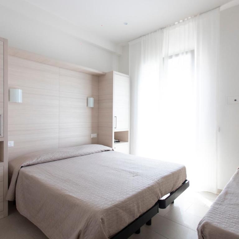 Hotel Primiana - Triple Room - 11