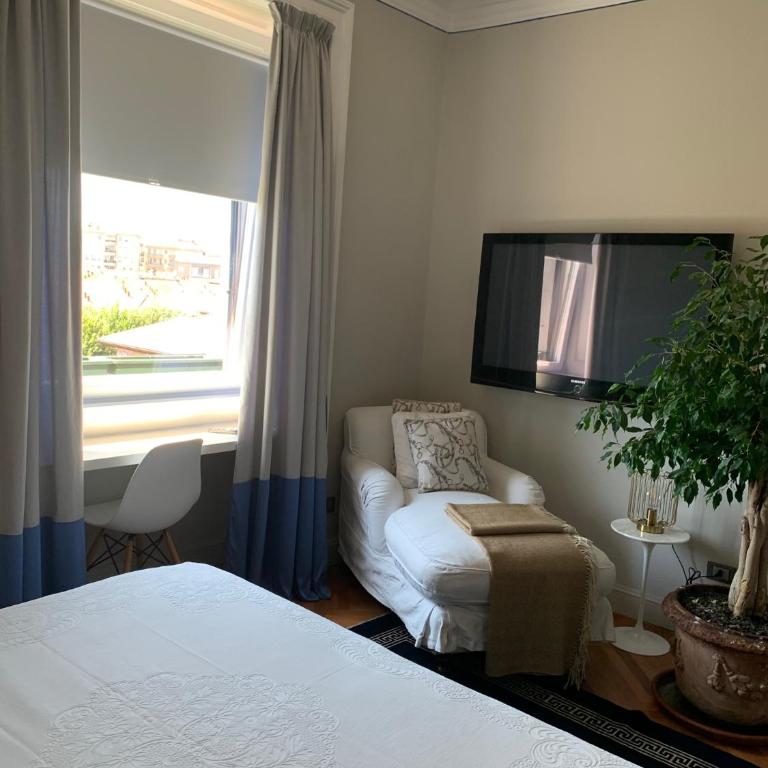 Pattini Guest House - Superior King Room - 9
