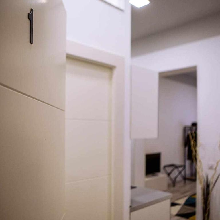 Calle Huertas Corazón by RegalateMadrid - One-Bedroom Apartment - 24