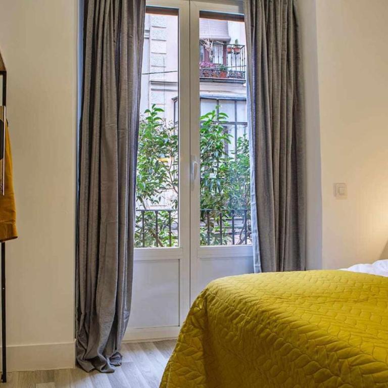 Calle Huertas Corazón by RegalateMadrid - One-Bedroom Apartment - 31