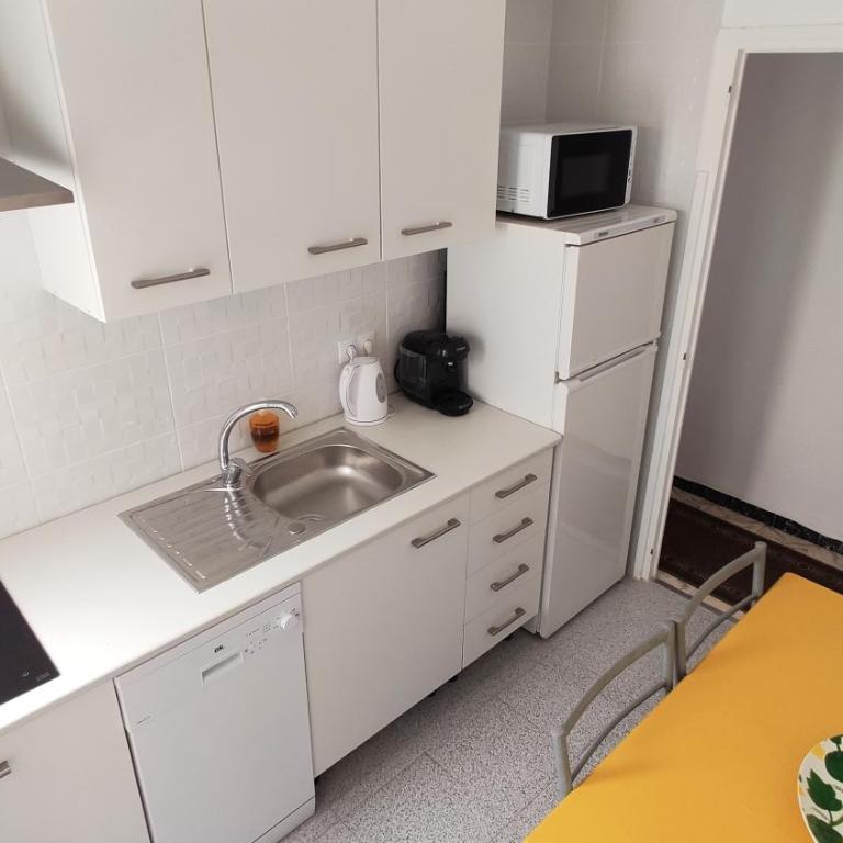 Sunny apartment near the beach - Apartamento de 3 dormitorios - 16