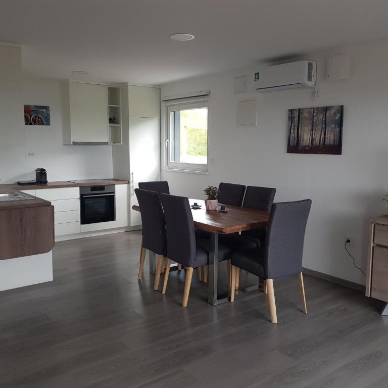 Ferienwohnung Weizblick - Apartment mit 3 Schlafzimmern - 28