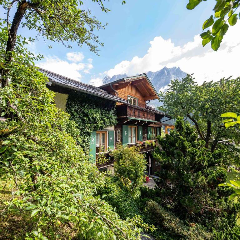 Alpenrelax Haus Weidmannsheil wohnen im romantischen Forsthaus - Apartment mit 2 Schlafzimmern - 62