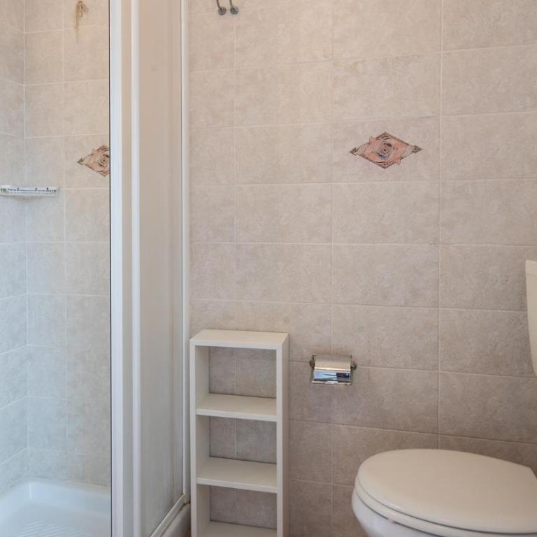 Welcomely - Isole Apartments - Two-Bedroom Apartment - 5