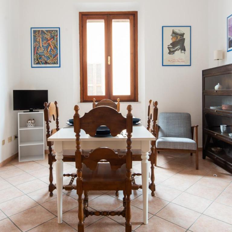 Welcomely - Isole Apartments - Two-Bedroom Apartment - 11