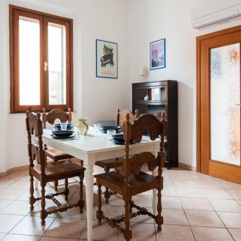 Welcomely - Isole Apartments - Two-Bedroom Apartment - 12