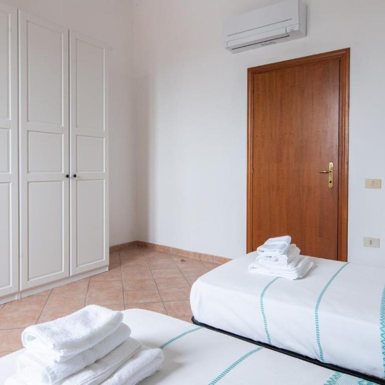 Welcomely - Isole Apartments - One-Bedroom Apartment - 11