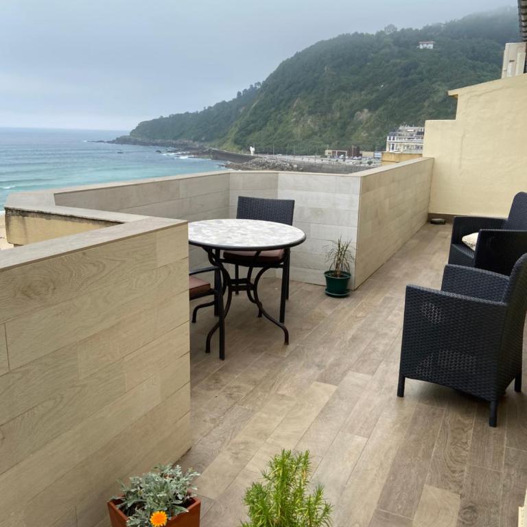 BrisasVTsansebastian In Zurriola Beach, Penthouse, sea views - Apartamento de 2 dormitorios - 14