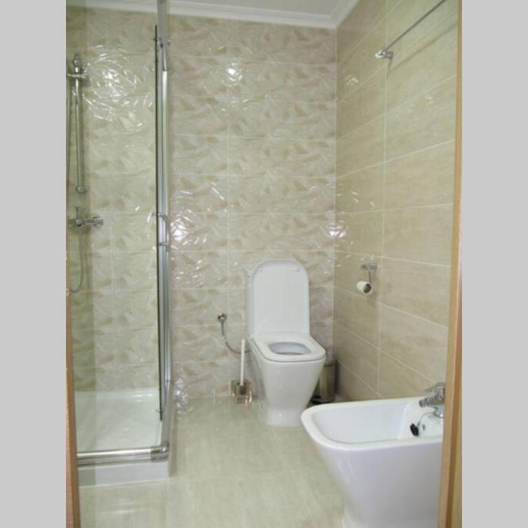 piso con estilo cerca de la playa - Three-Bedroom Apartment - 10